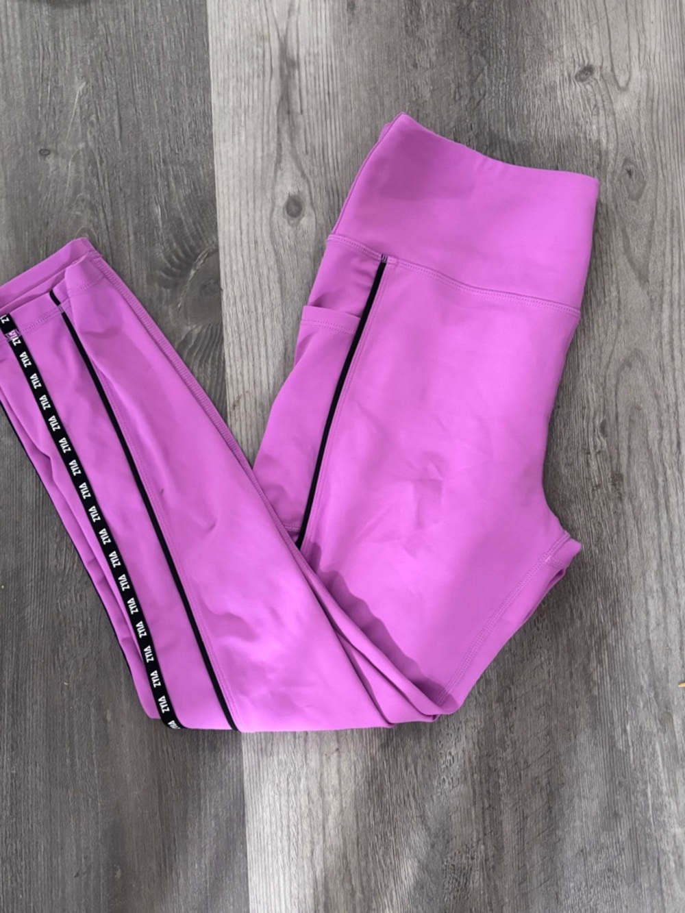 ZYIA Bright Lilac High-Waist Leggings with Black Stripe